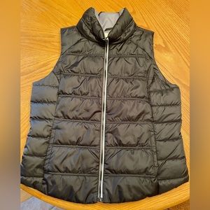 Women’s Black Puffer Vest